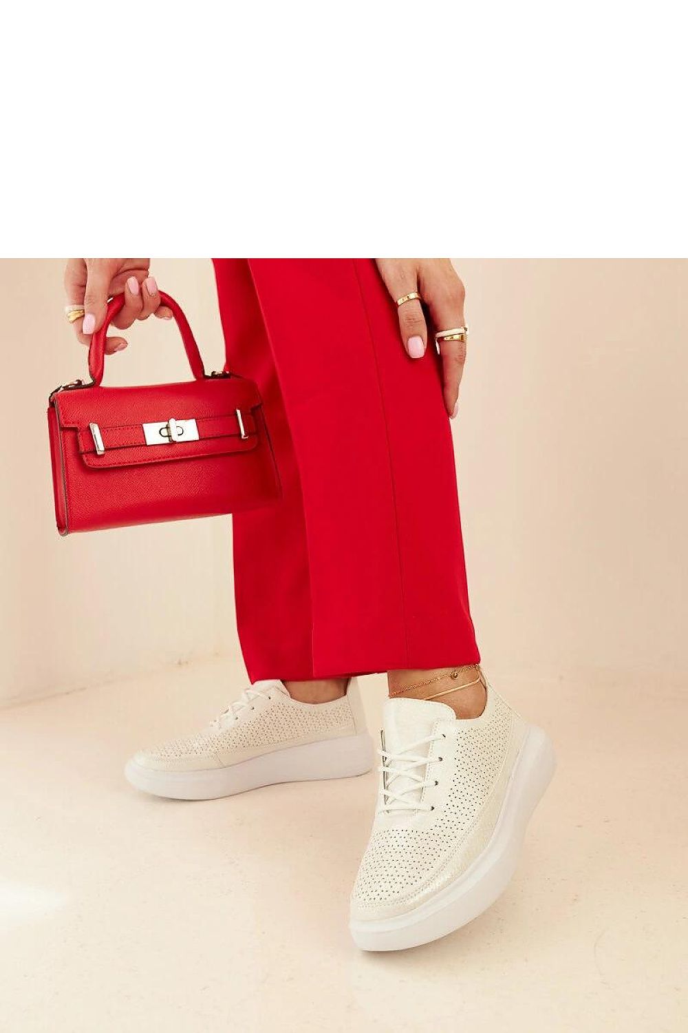  Baskets model 207541 Solea 