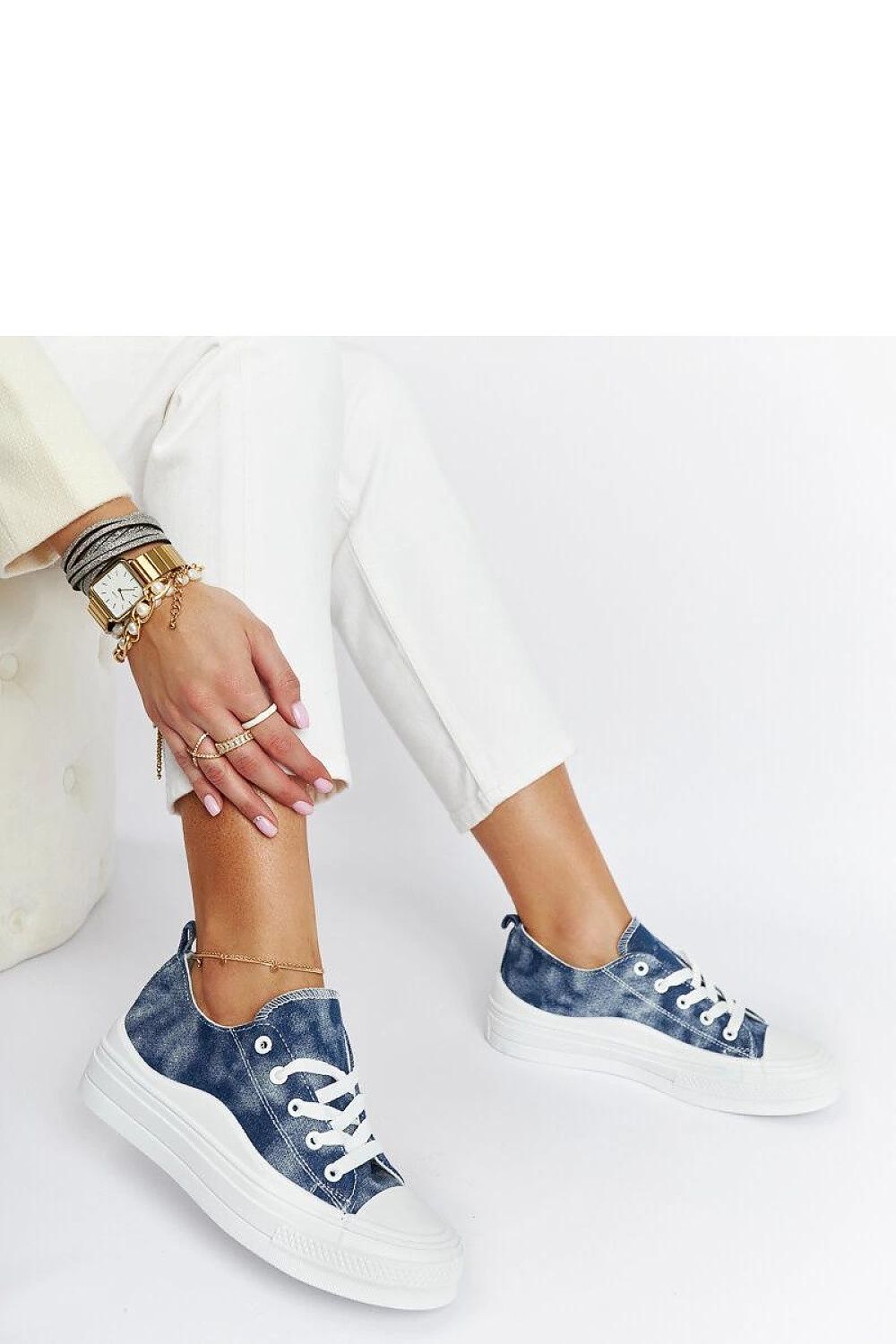  Baskets model 207545 Solea 