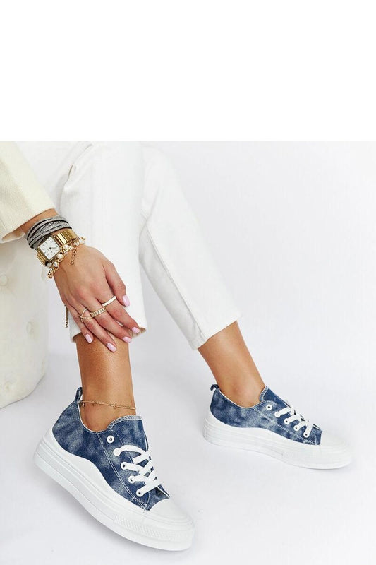  Baskets model 207545 Solea 