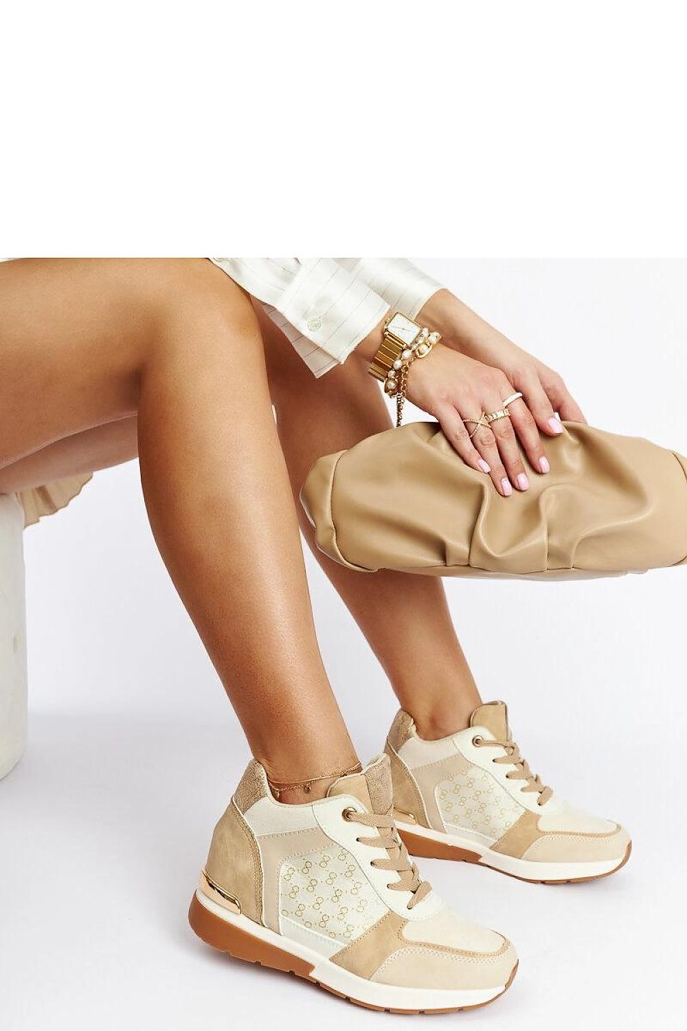  Baskets model 207555 Solea 