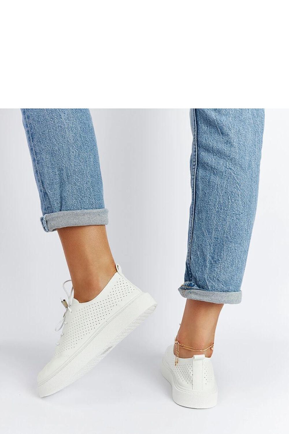  Baskets model 207560 Solea 