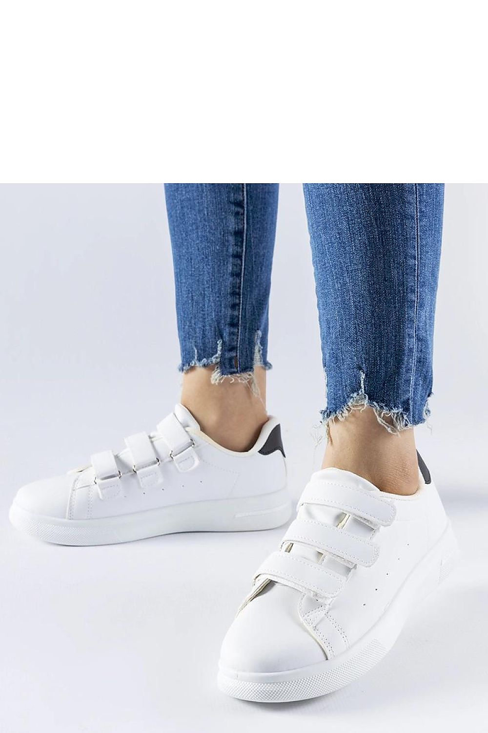  Baskets model 207575 Solea 