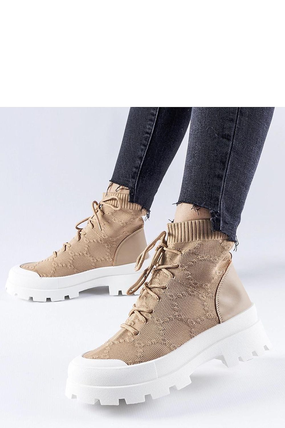  Baskets model 207605 Solea 