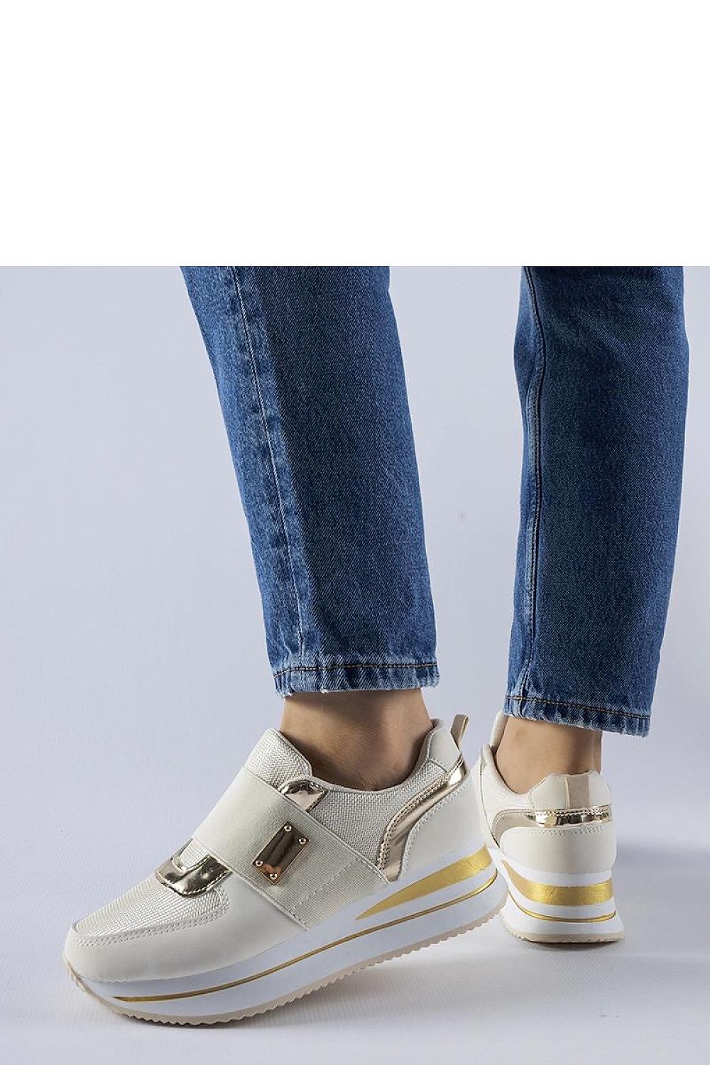  Baskets model 207623 Solea 