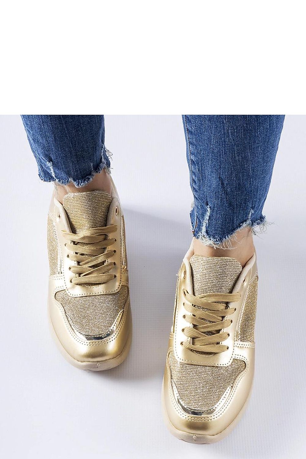  Baskets model 207631 Solea 