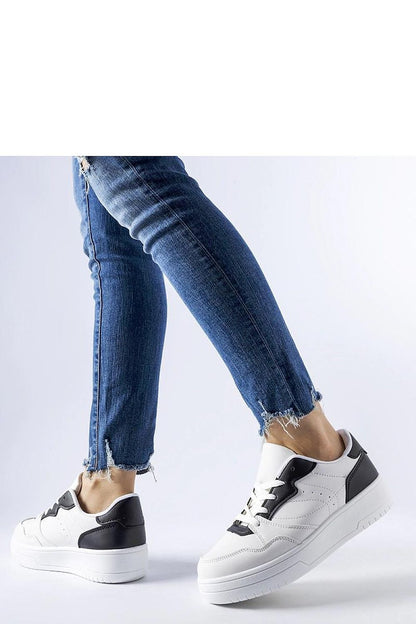  Baskets model 207654 Solea 