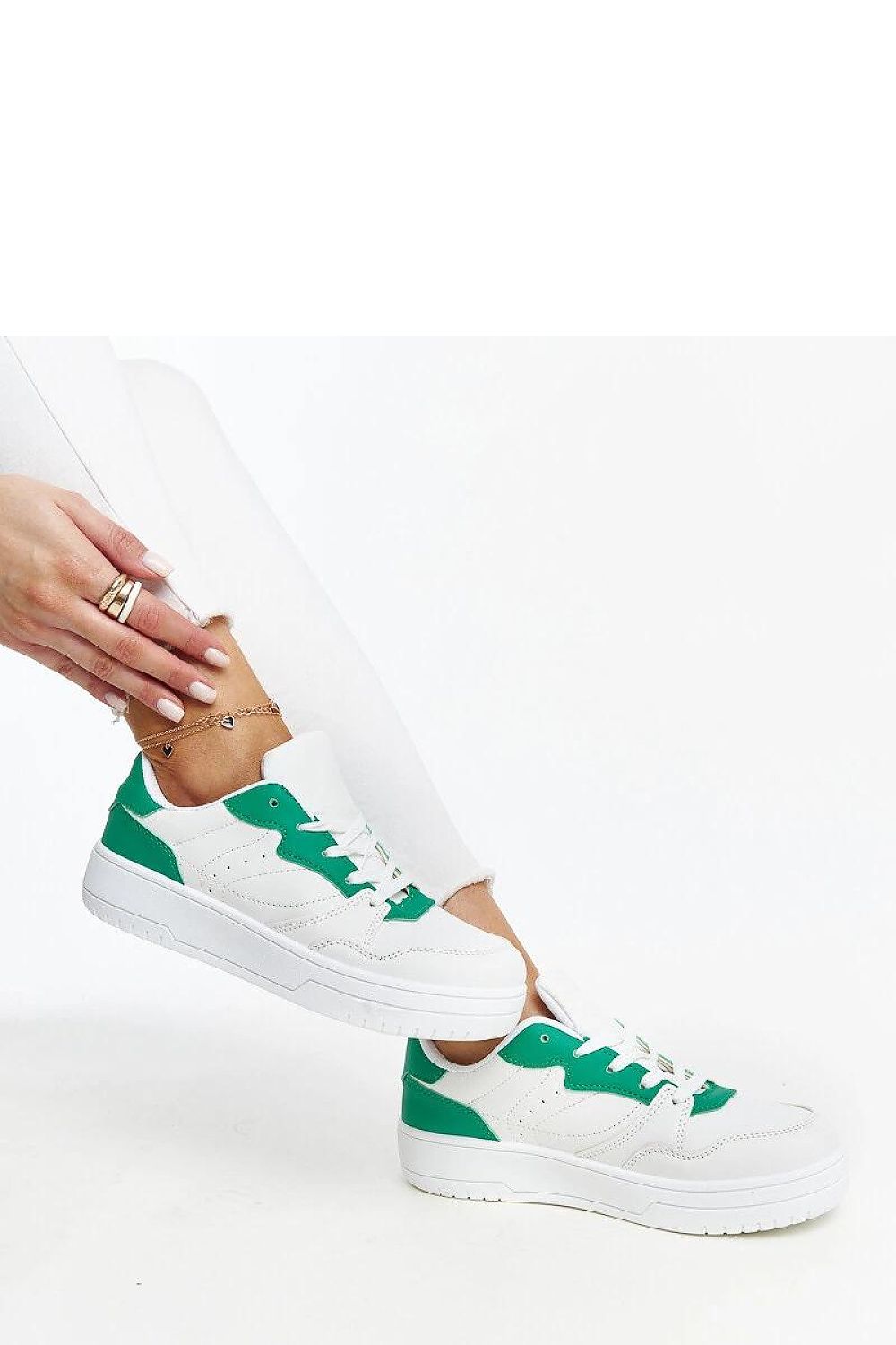  Baskets model 207655 Solea 