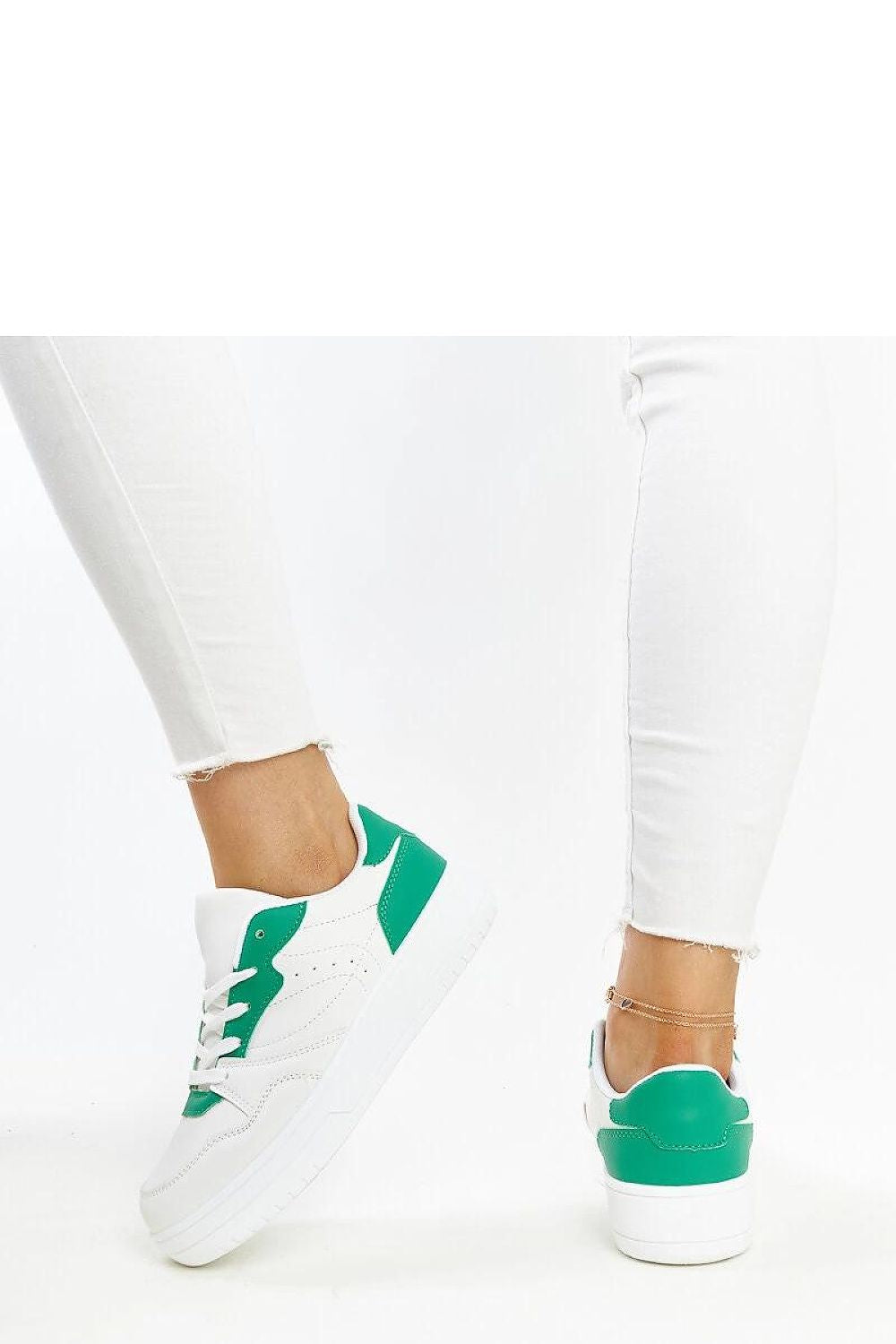  Baskets model 207655 Solea 