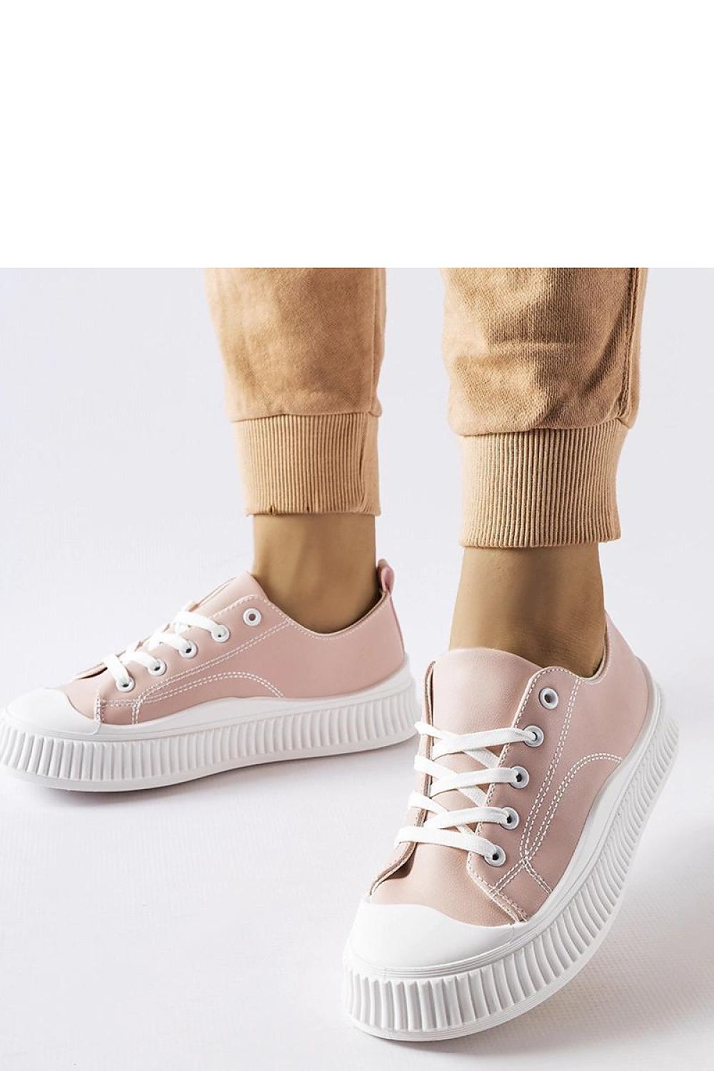  Baskets model 207667 Solea 