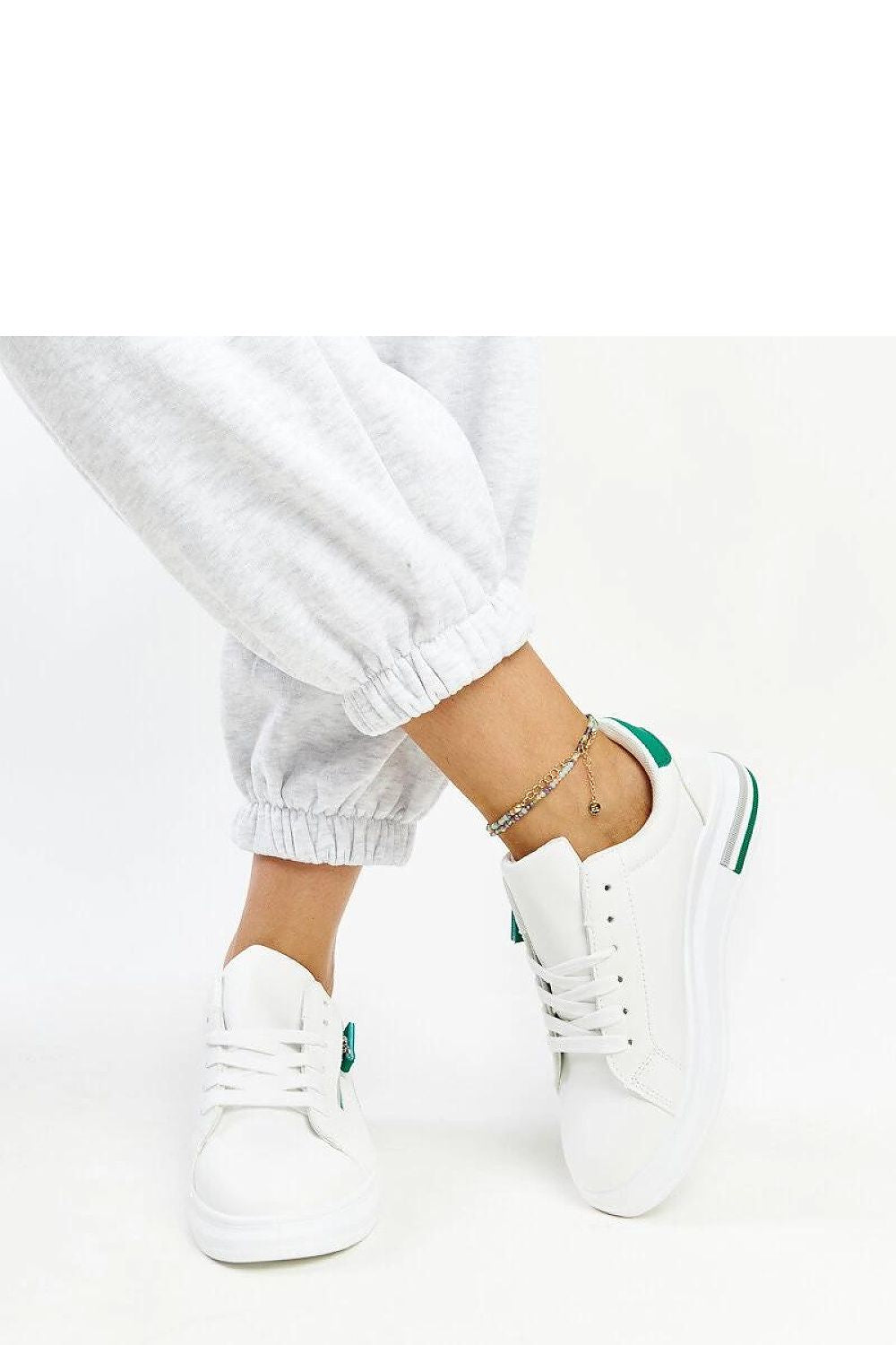  Baskets model 207675 Solea 