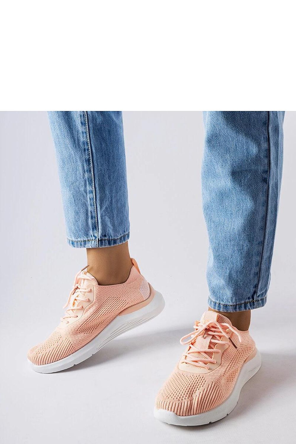  Baskets model 207732 Solea 