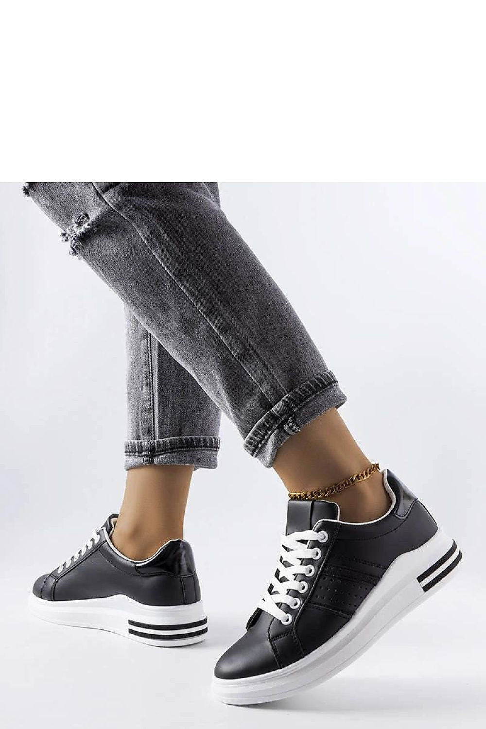  Baskets model 207871 Solea 