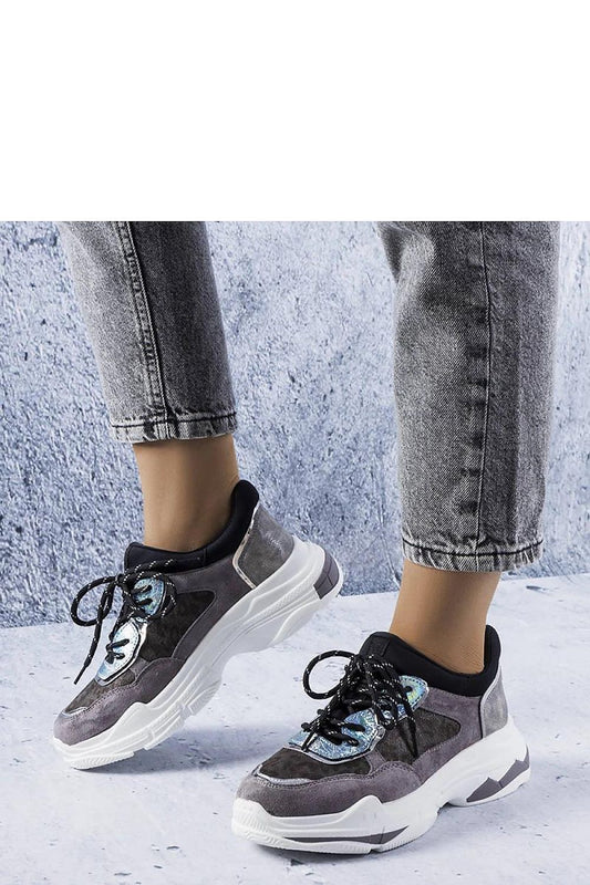 Baskets model 207967 Solea