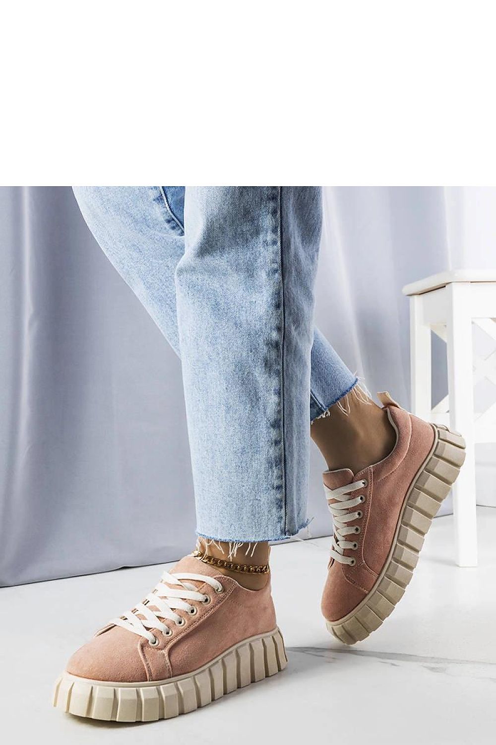  Baskets model 207982 Solea 