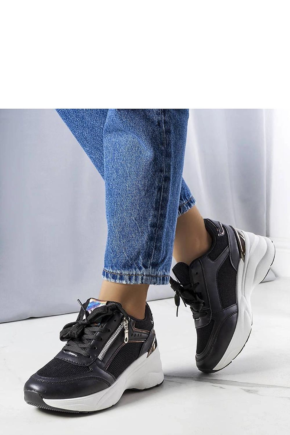  Baskets model 207989 Solea 