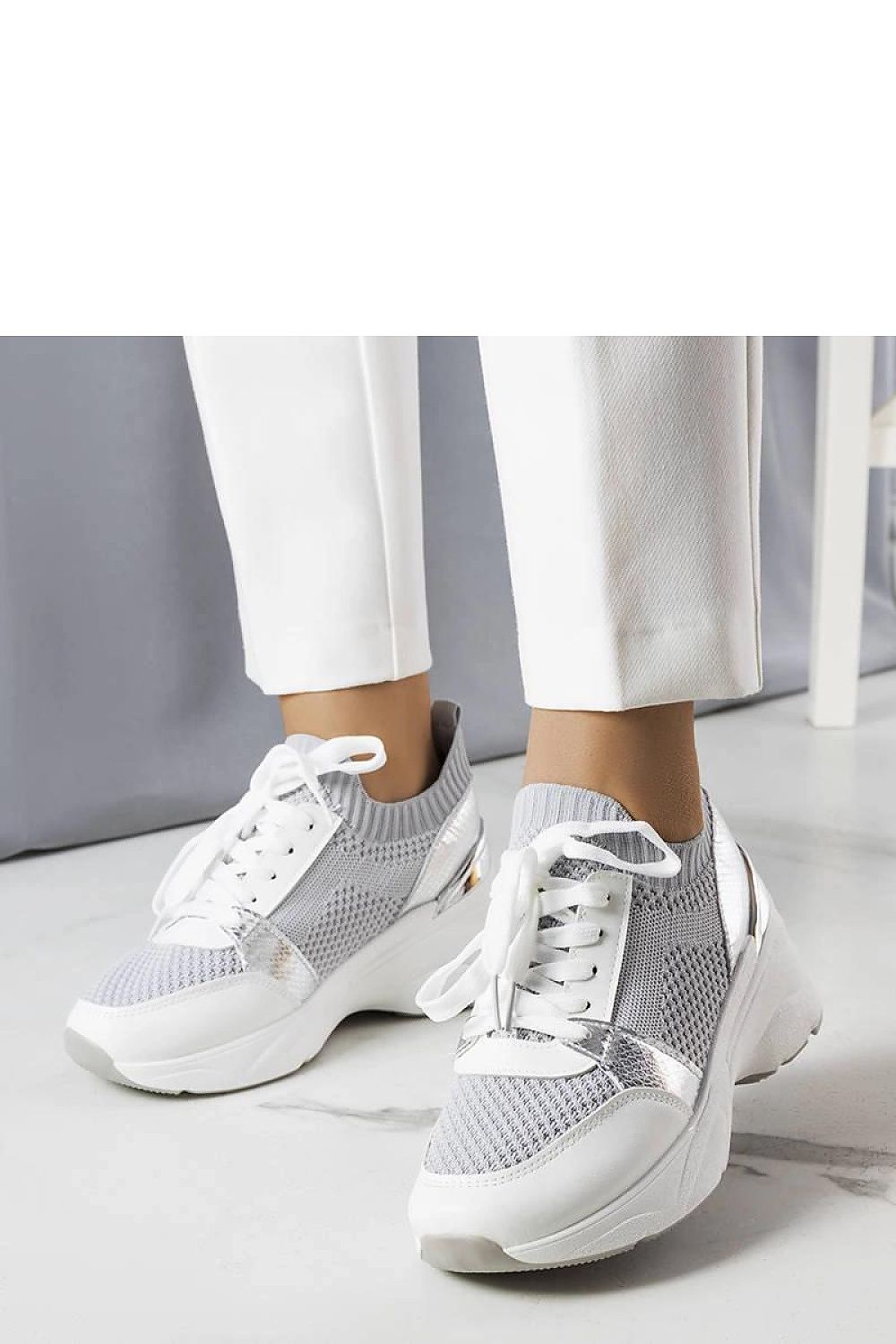  Baskets model 207995 Solea 