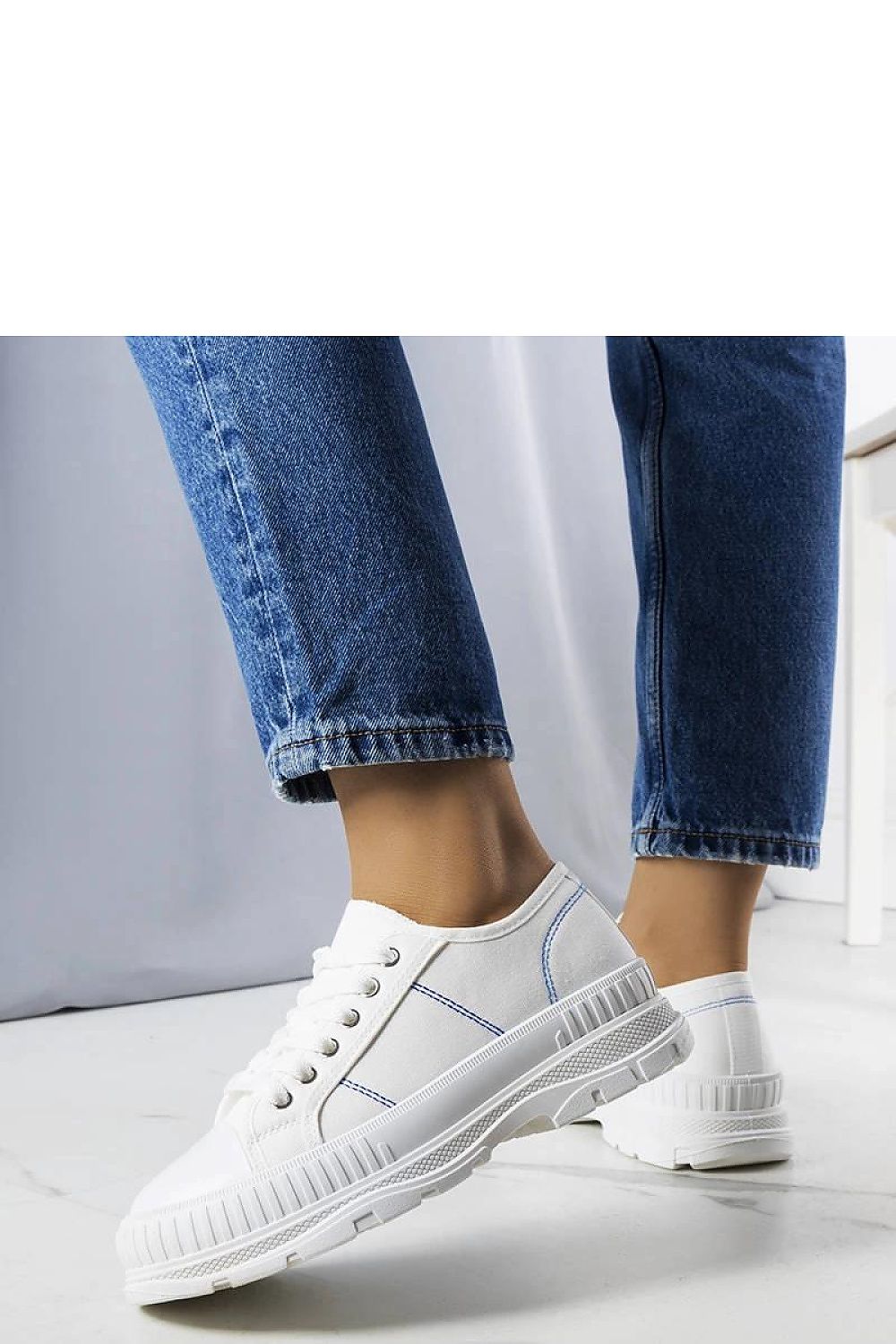  Baskets model 207998 Solea 