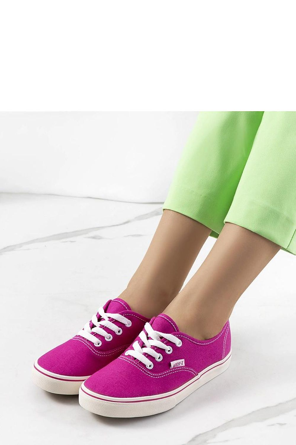  Baskets model 208029 Solea 