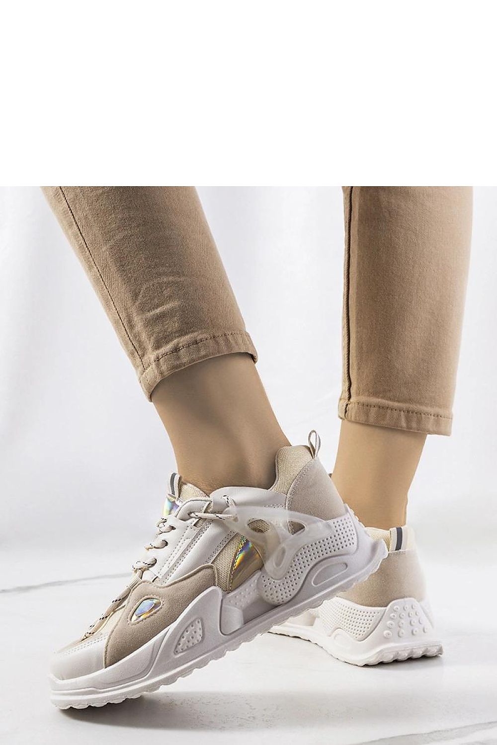  Baskets model 208030 Solea 