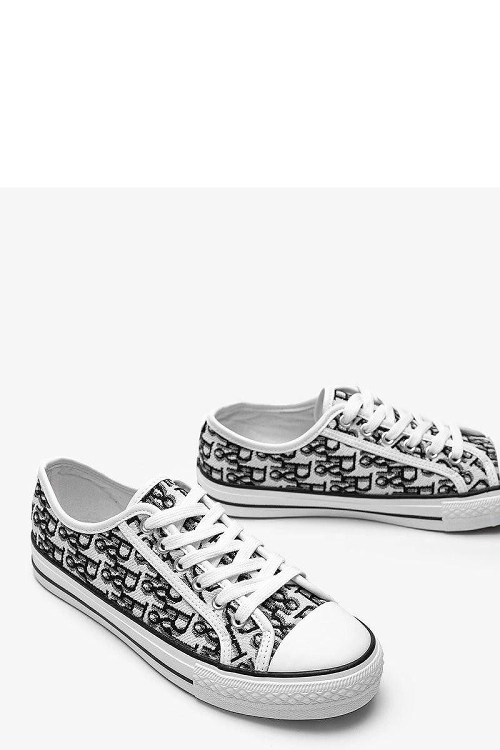  Baskets model 208055 Solea 