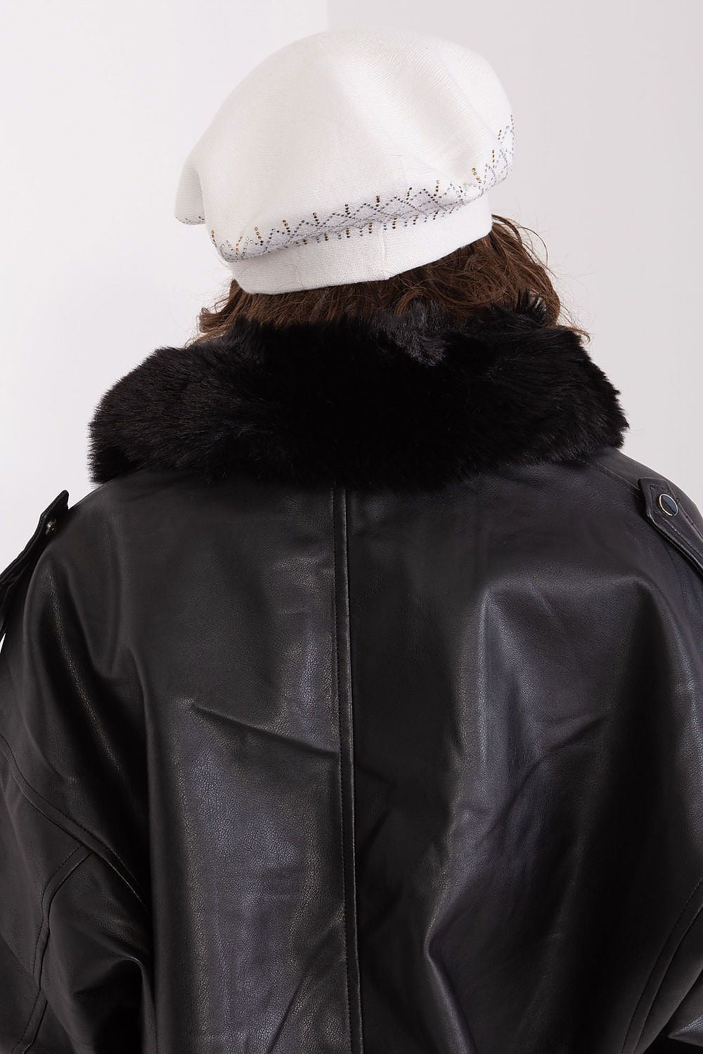  Béret  model 208249 AT 