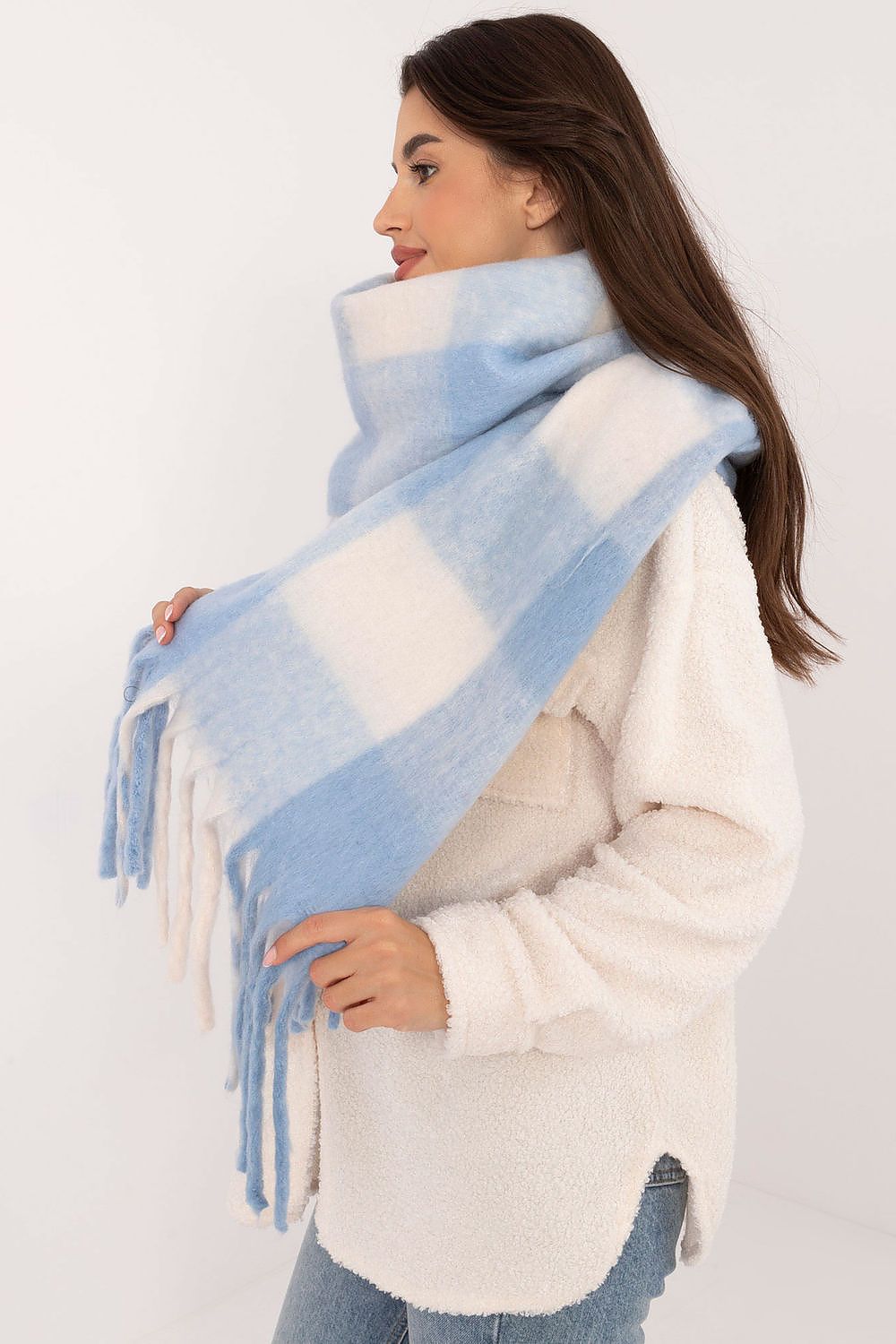  Châle model 208268 AT 