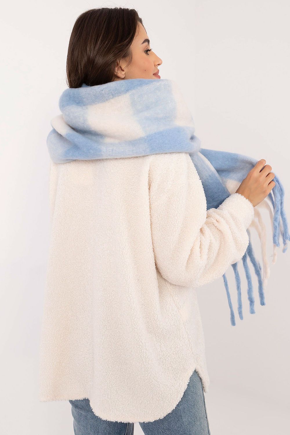  Châle model 208268 AT 