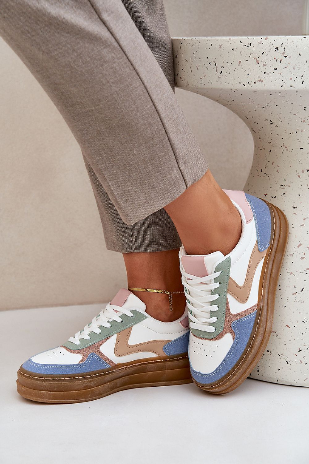  Chaussures de sport model 208352 Step in style 