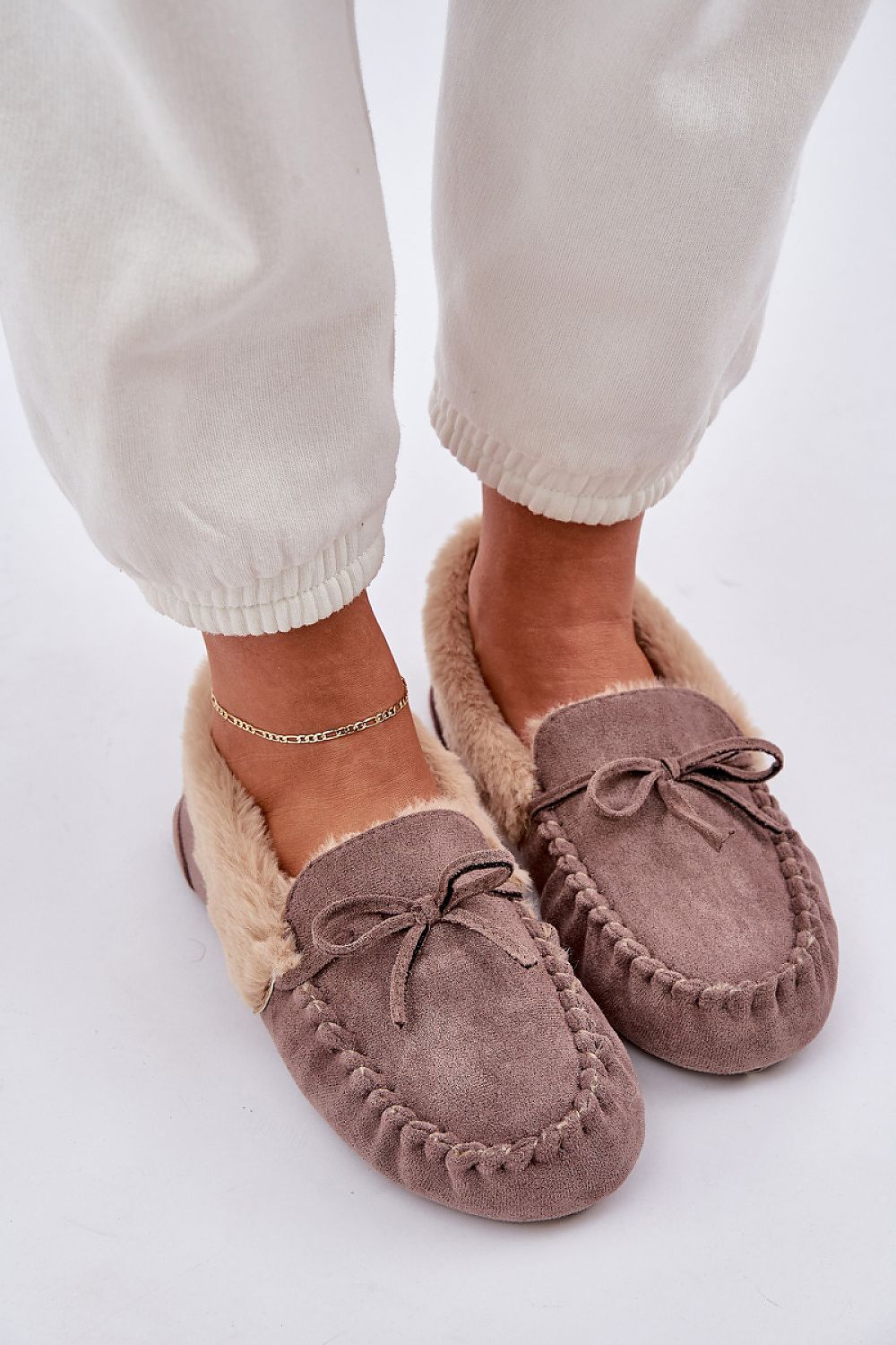  Pantoufles model 208428 Step in style 