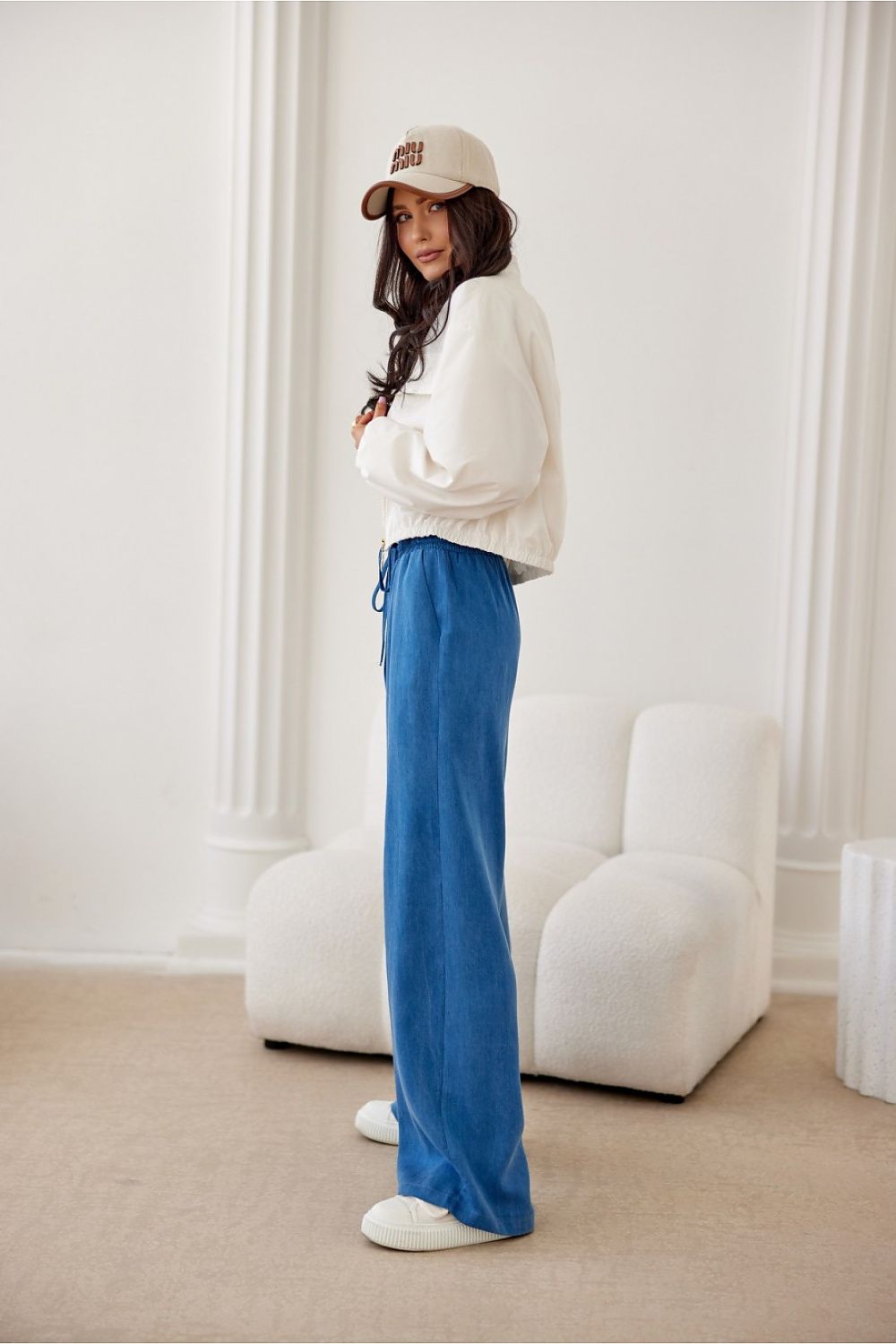  Pantalon femme model 208498 Roco Fashion 