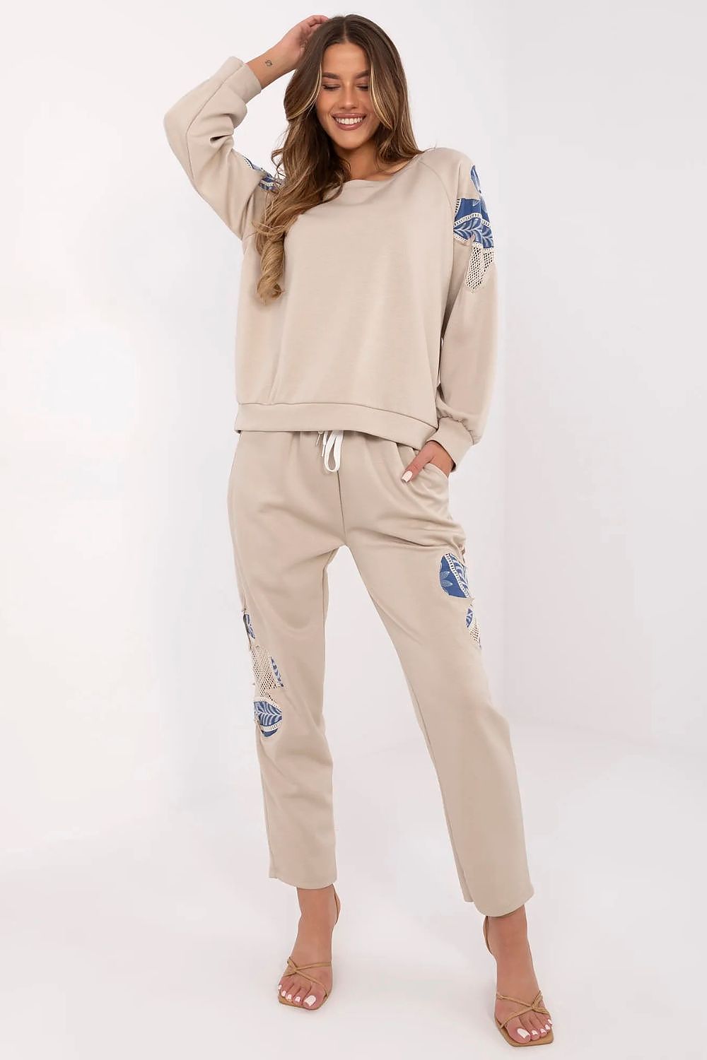  L`ensemble model 209495 Italy Moda 
