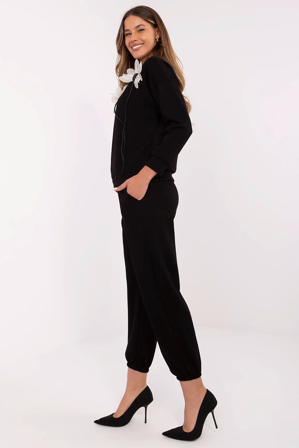  L`ensemble model 209690 Italy Moda 