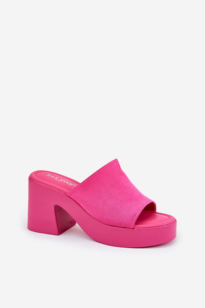  Clacquettes model 209940 Step in style 