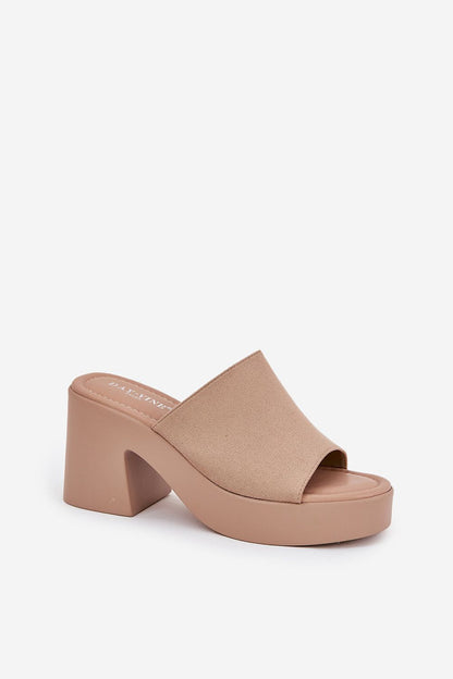  Clacquettes model 209941 Step in style 