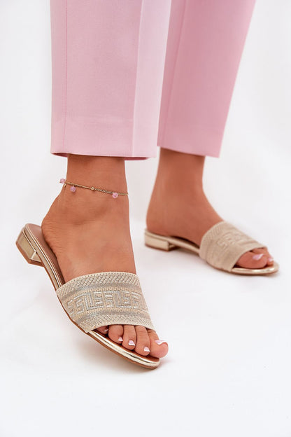  Clacquettes model 210167 Step in style 