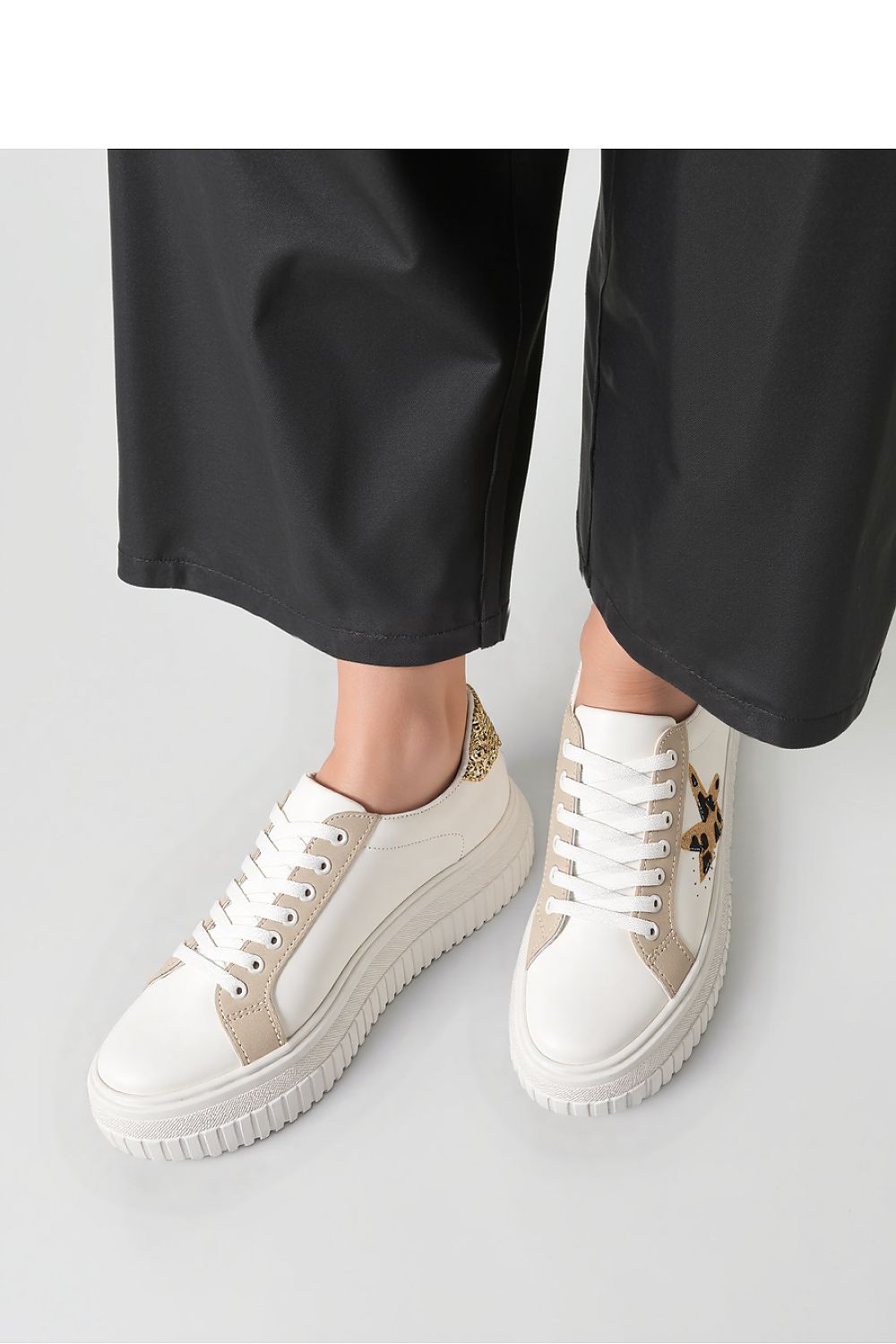  Chaussures de sport model 210230 Inello 