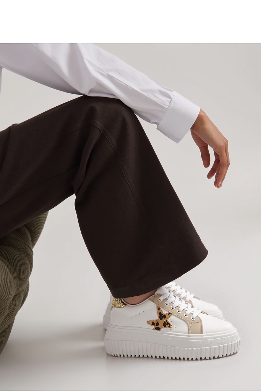  Chaussures de sport model 210230 Inello 