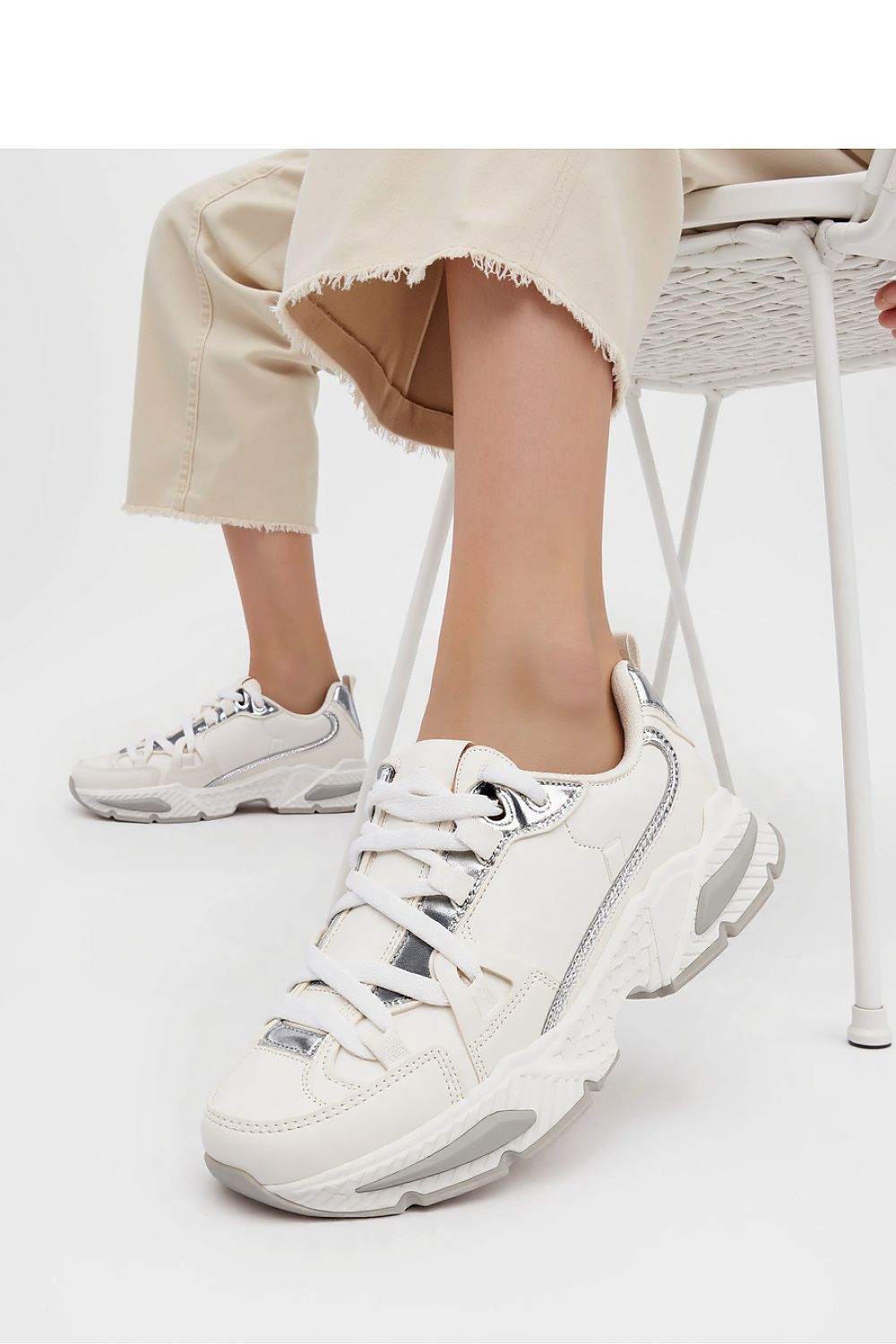  Chaussures de sport model 210232 Inello 