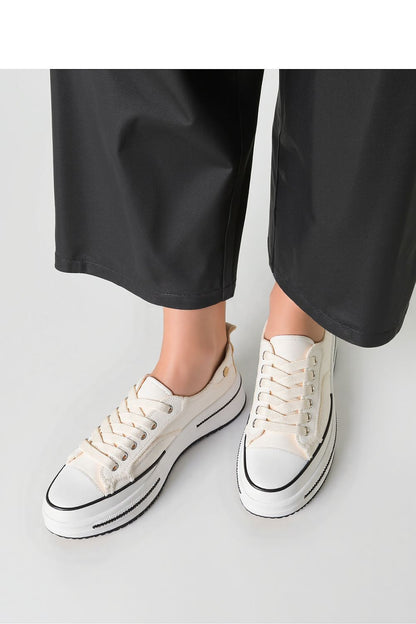 Chaussures de sport model 210236 Inello 