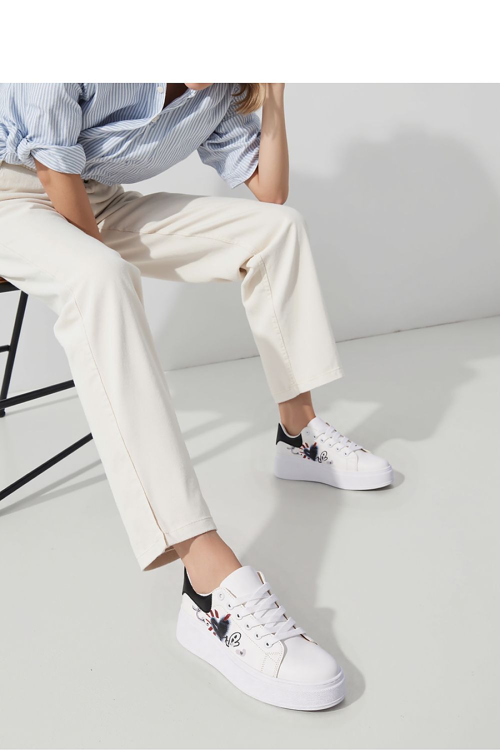  Chaussures de sport model 210257 Inello 