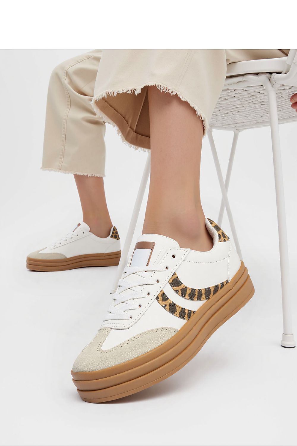  Chaussures de sport model 210261 Inello 