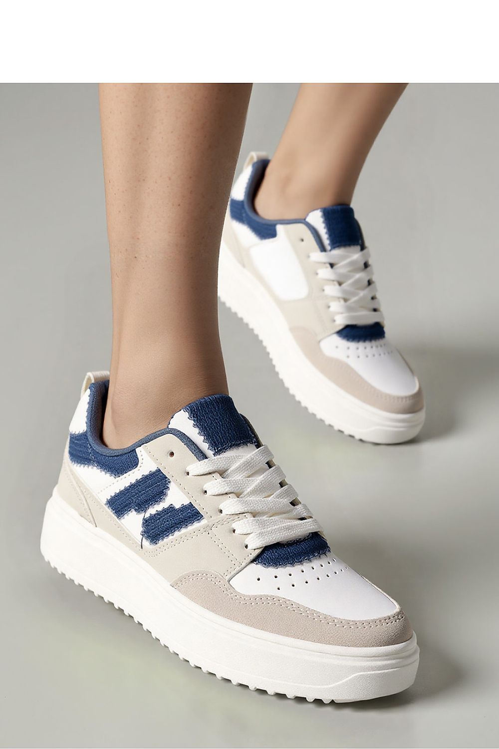  Chaussures de sport model 210277 Inello 