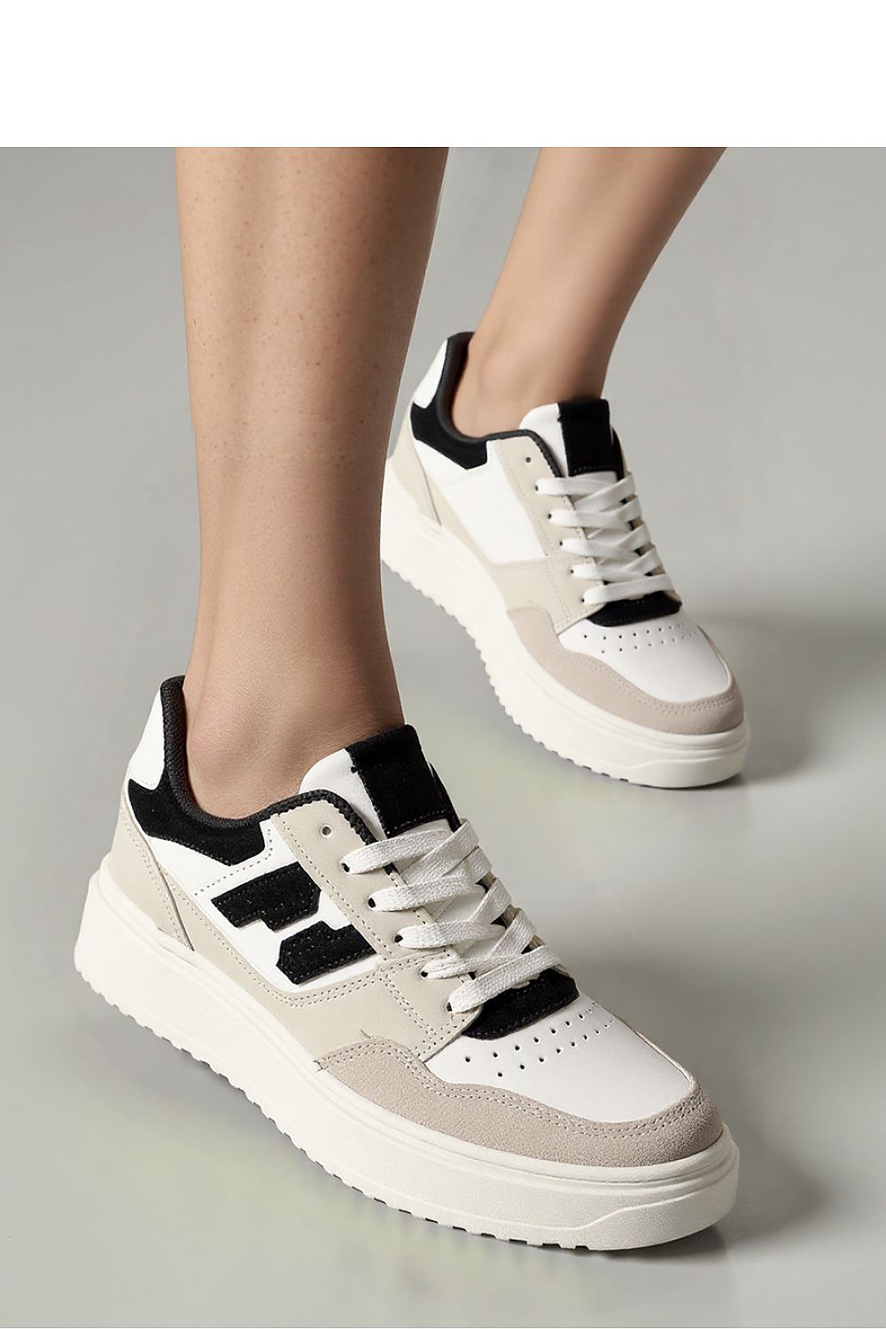  Chaussures de sport model 210279 Inello 