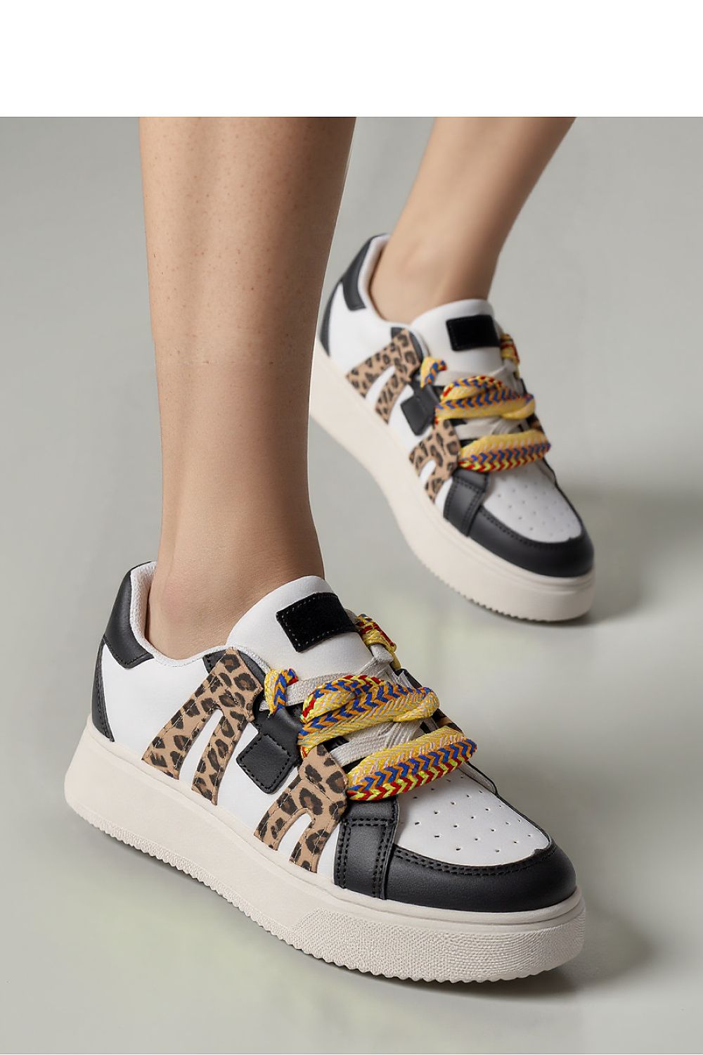  Chaussures de sport model 210315 Inello 