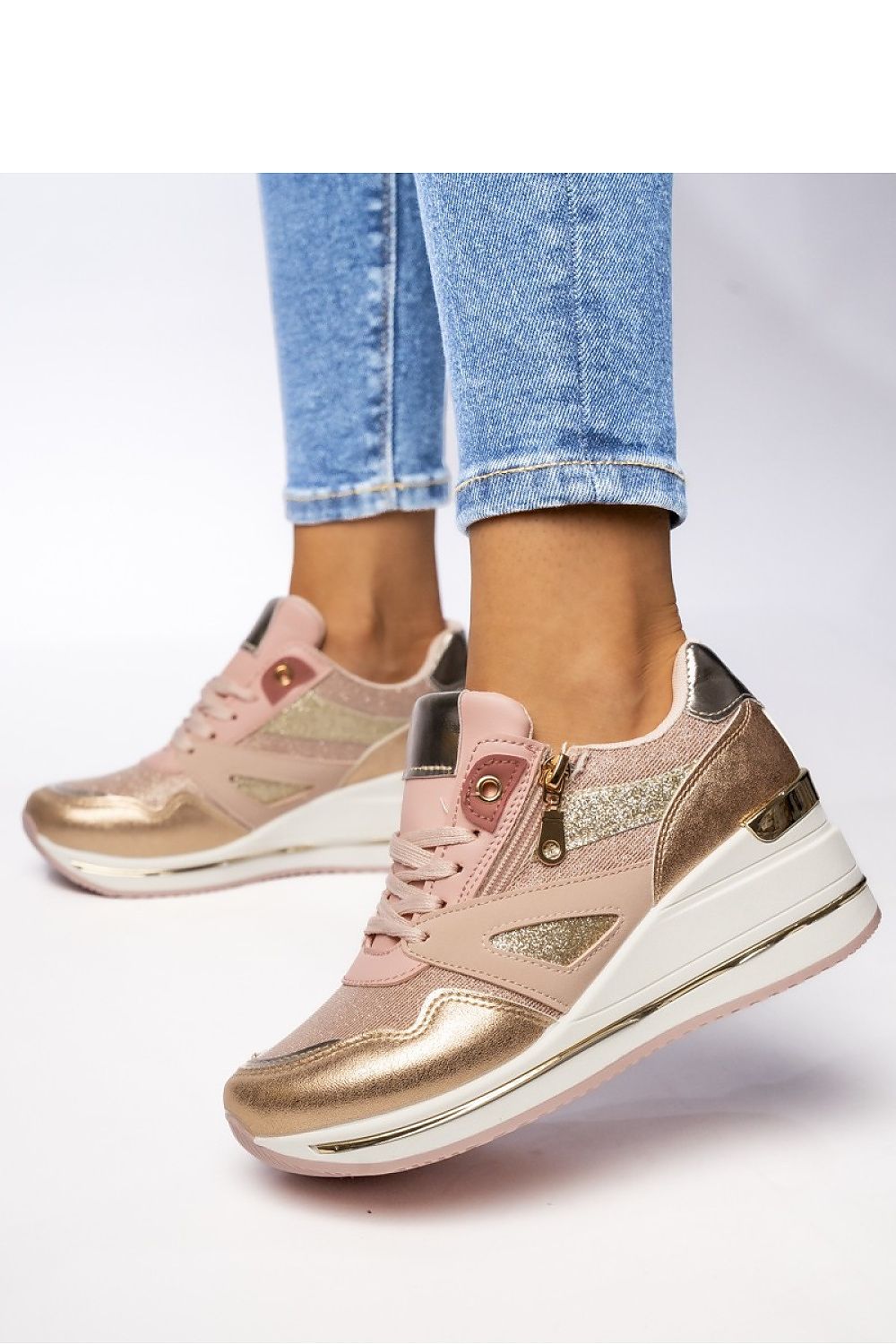  Chaussures de sport model 210448 Inello 