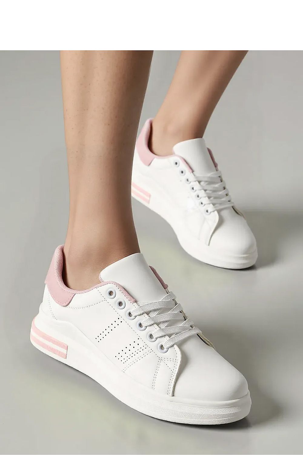  Chaussures de sport model 210525 Inello 