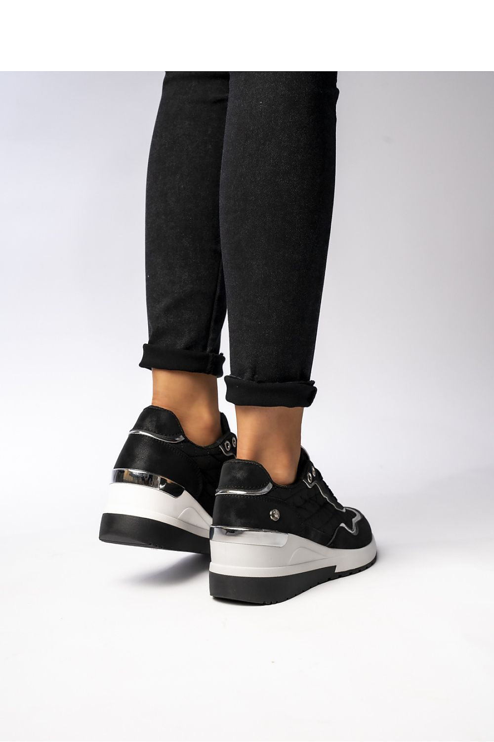  Chaussures de sport model 210560 Inello 