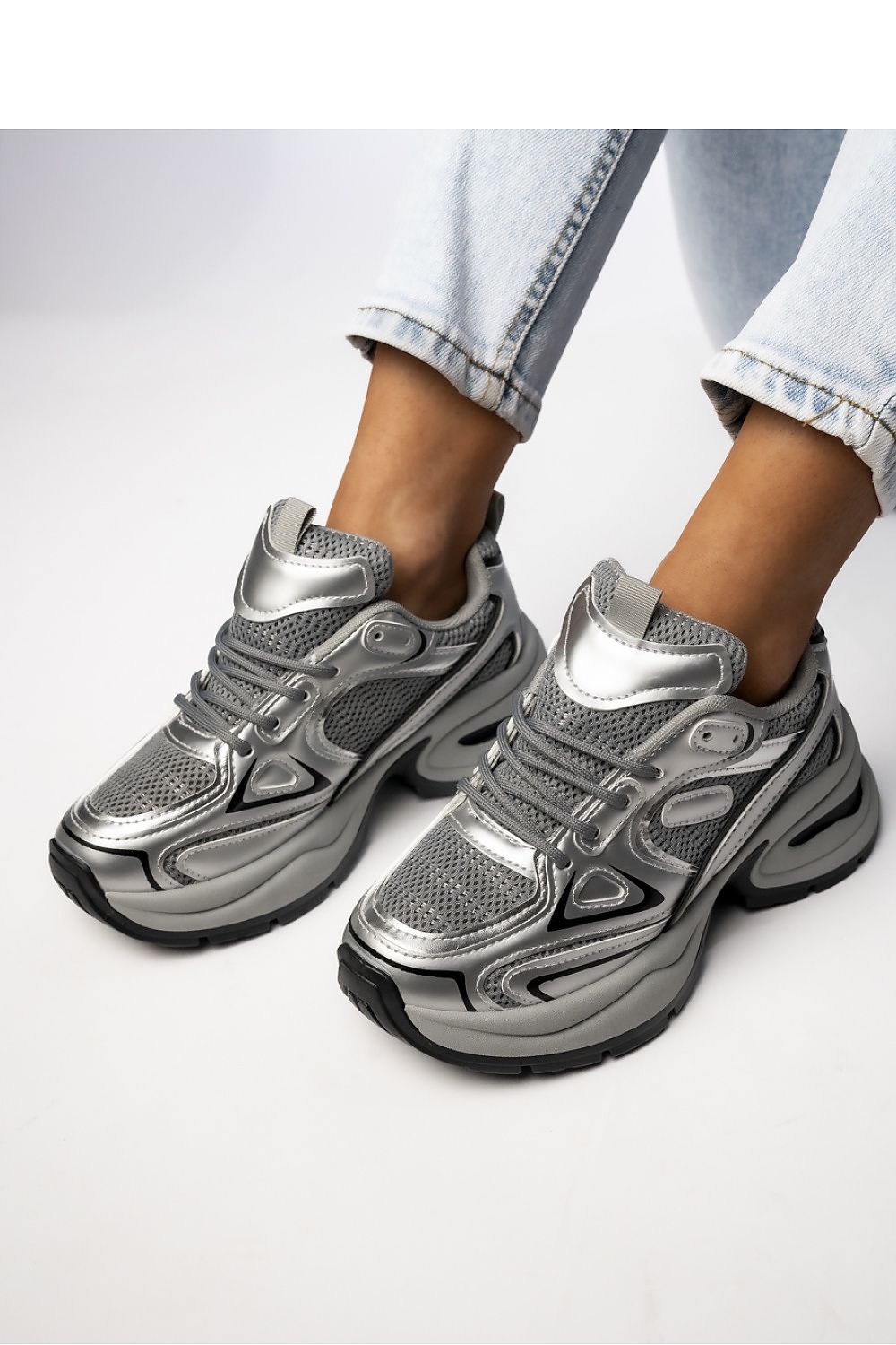  Chaussures de sport model 210571 Inello 