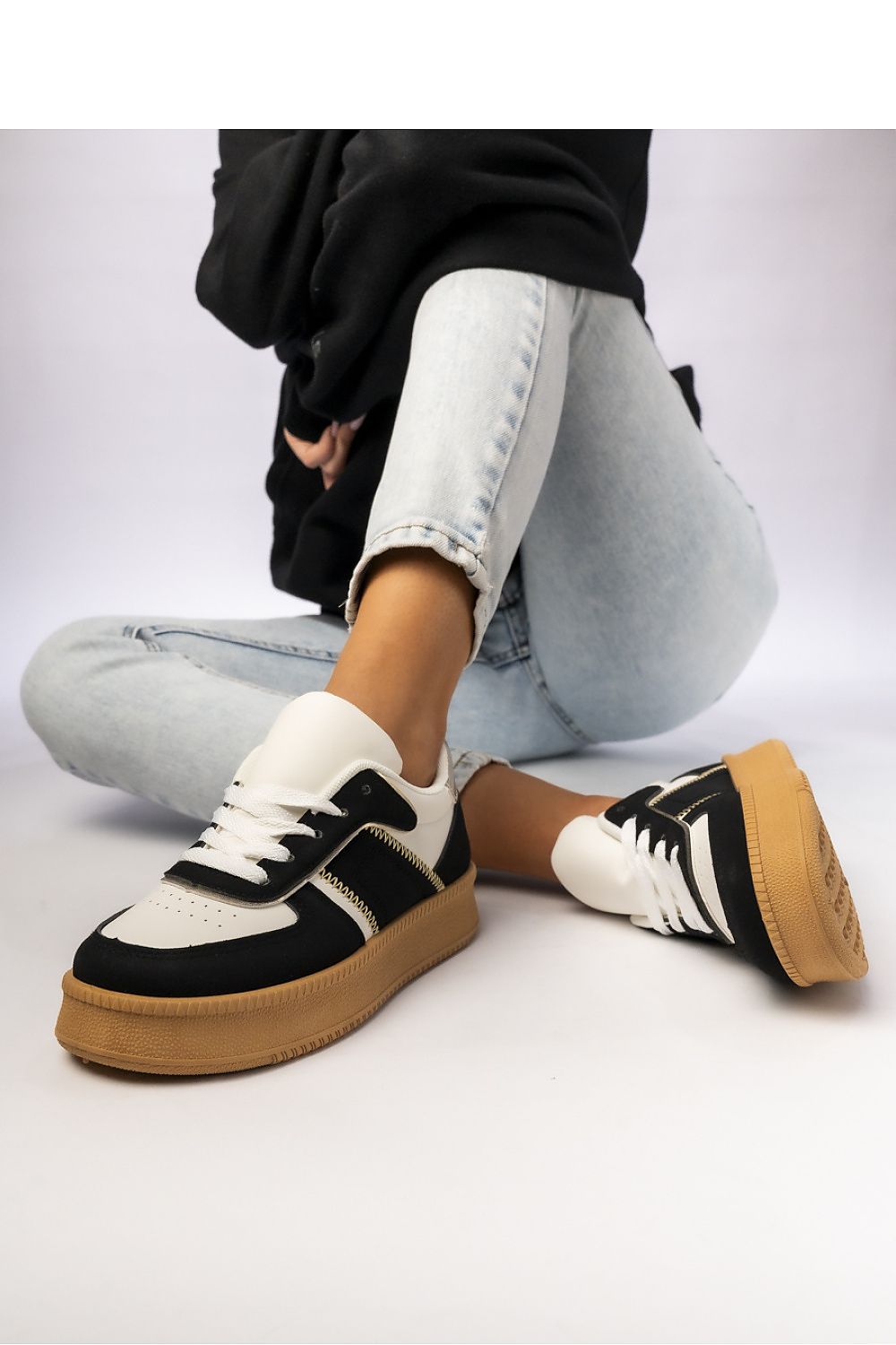  Baskets model 210573 Inello 