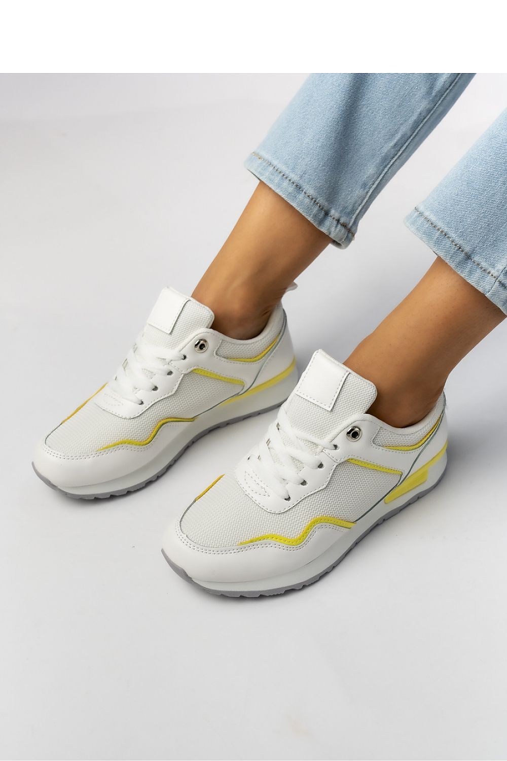  Chaussures de sport model 210581 Inello 